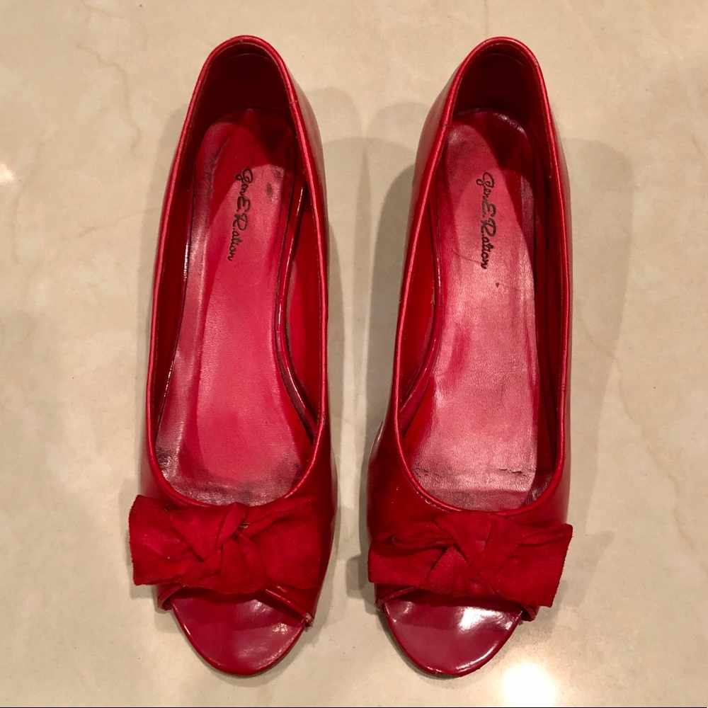 Pattern leather open toe red wedges size 8